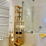 布亨比赫旅馆 公寓 *